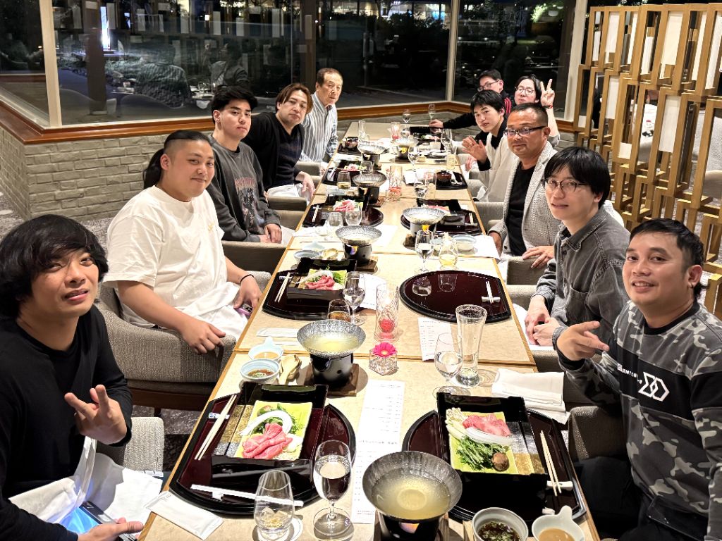 食事会集合写真